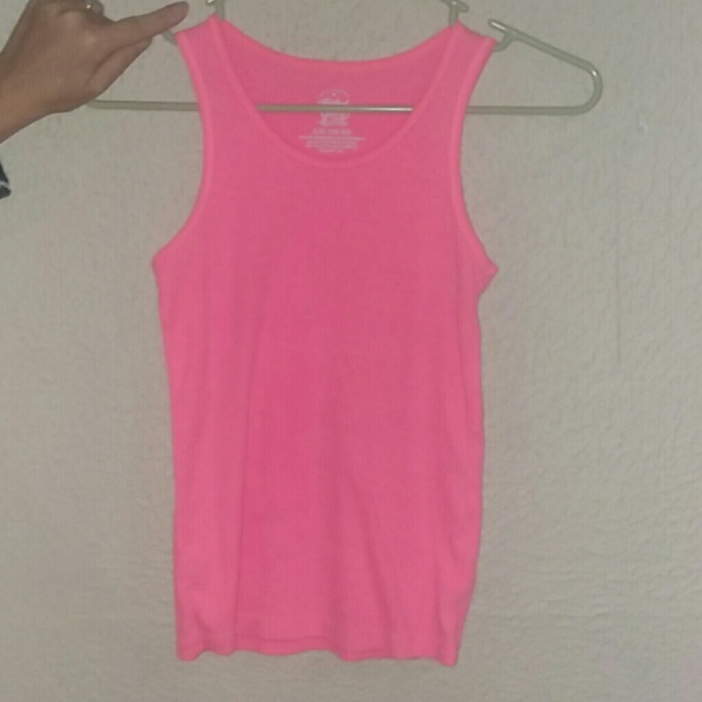 Pink tank top